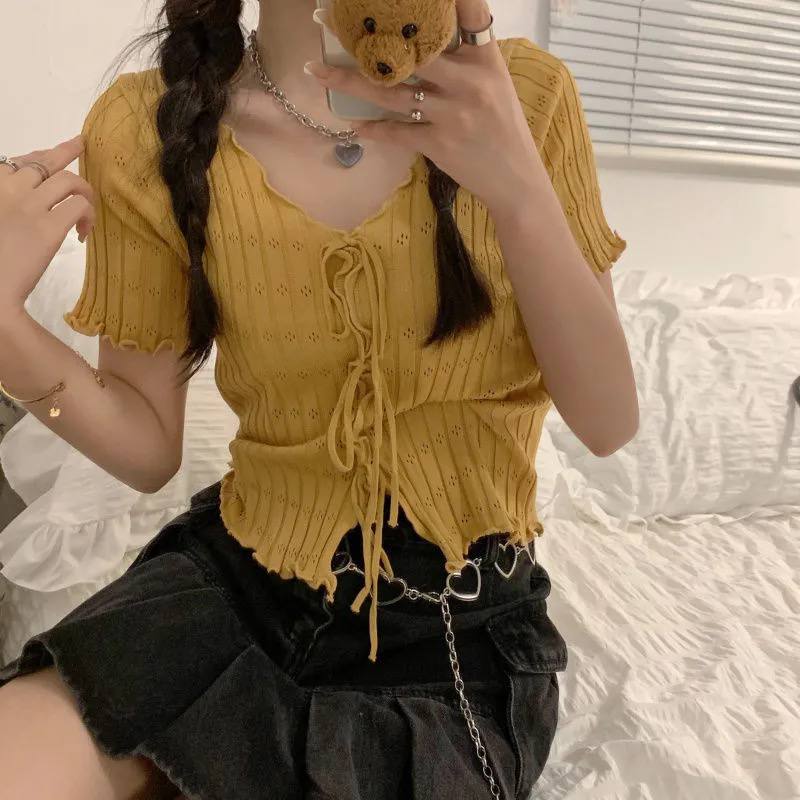👚 Хөөрхөн оосортой, богино ханцуйтай эмэгтэй цамц